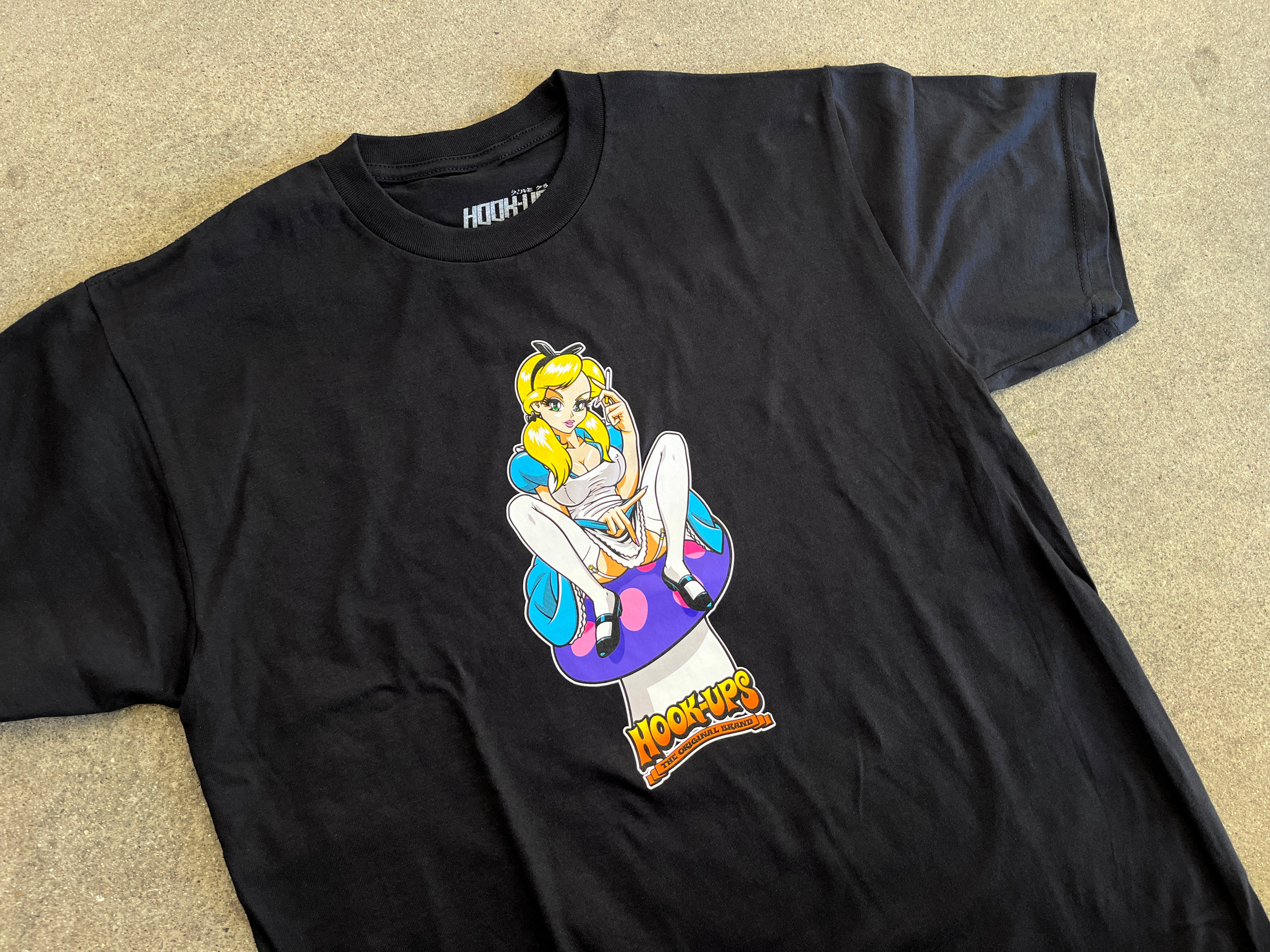 Alice T-shirt - BLACK - Image 2
