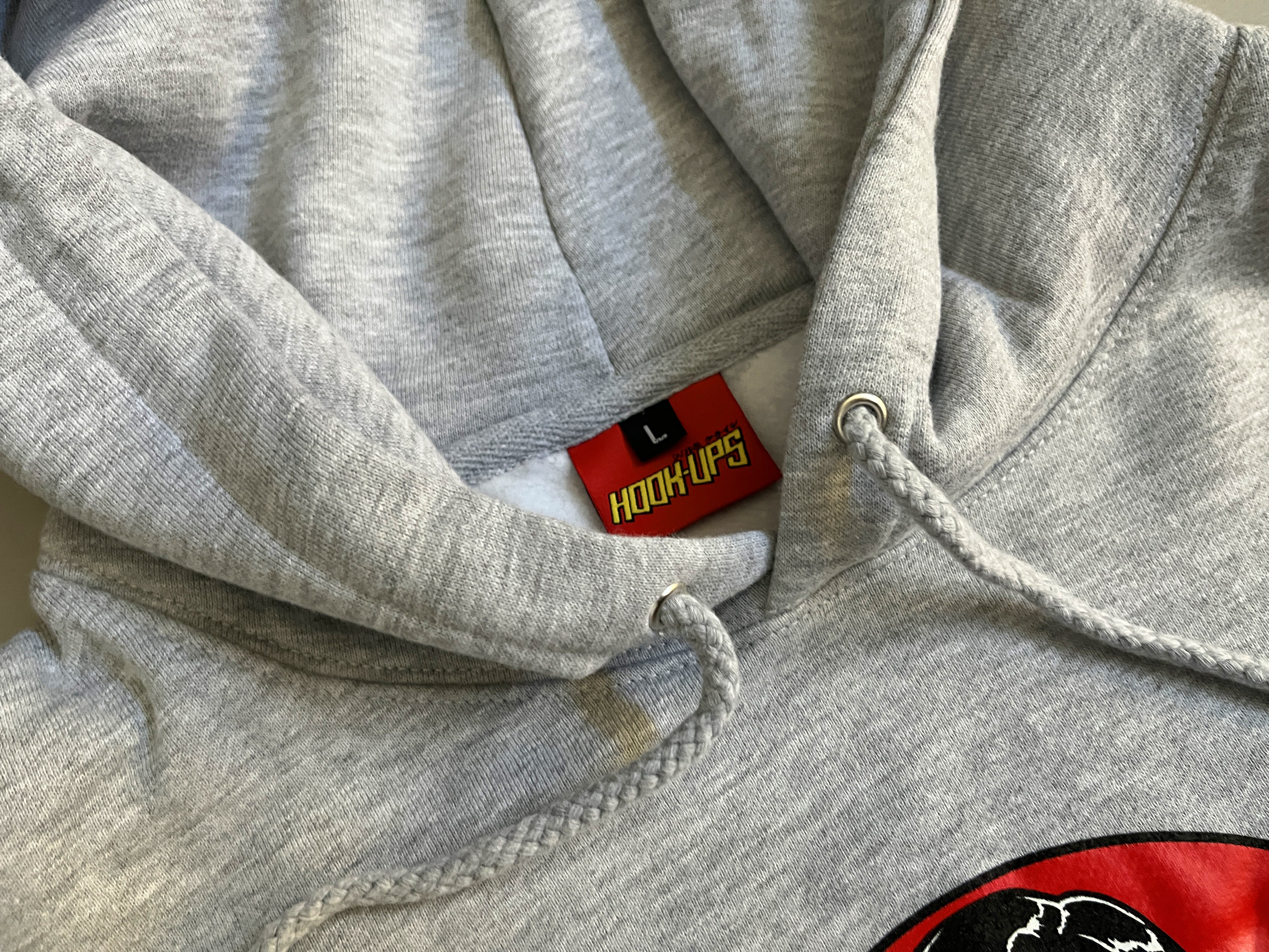 Barrel of a Gun HEAVYWEIGHT HOODED SWEATSHIRT - HEATHER GREY - Image 4