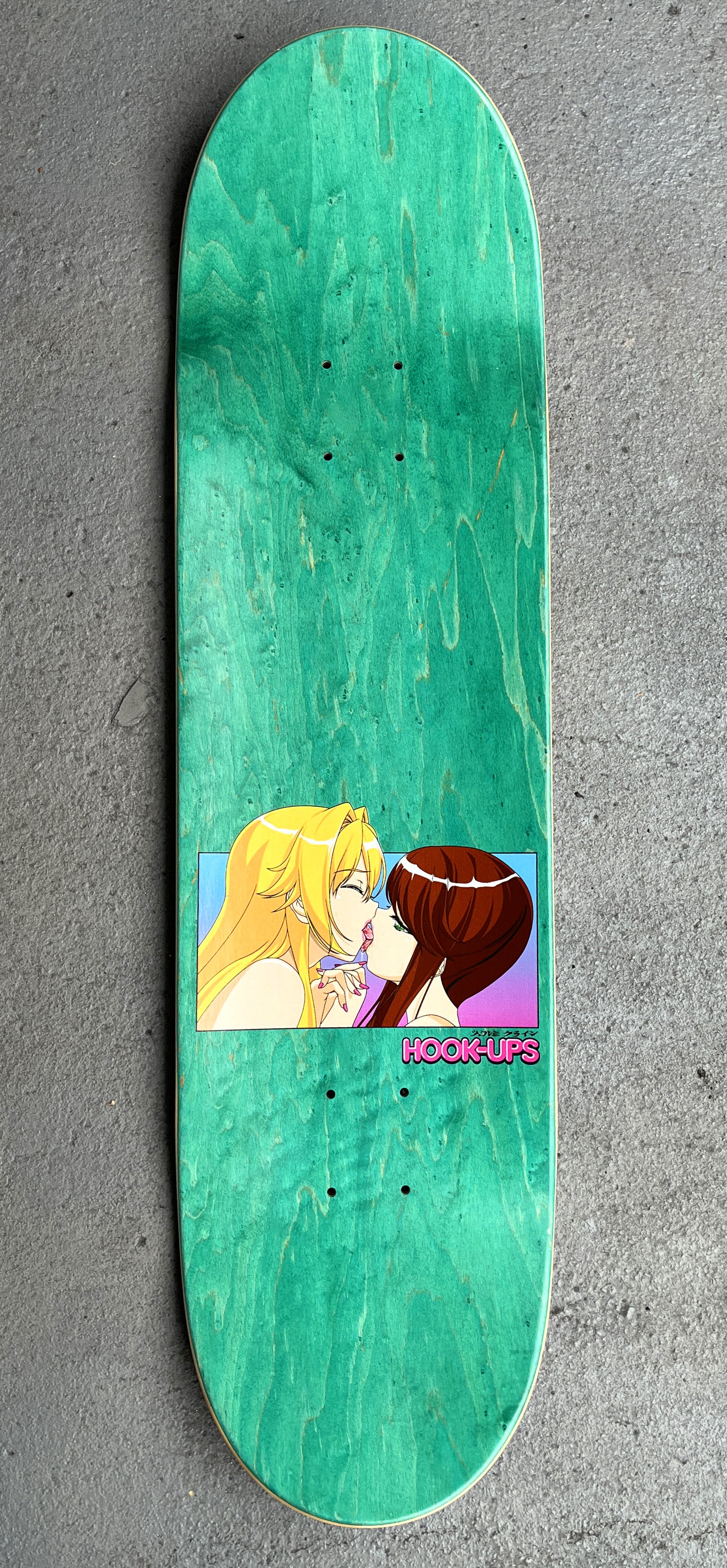 Kissing Girls - 8.5 X 32.25 ASSORTED VENEER COLORS - Image 2