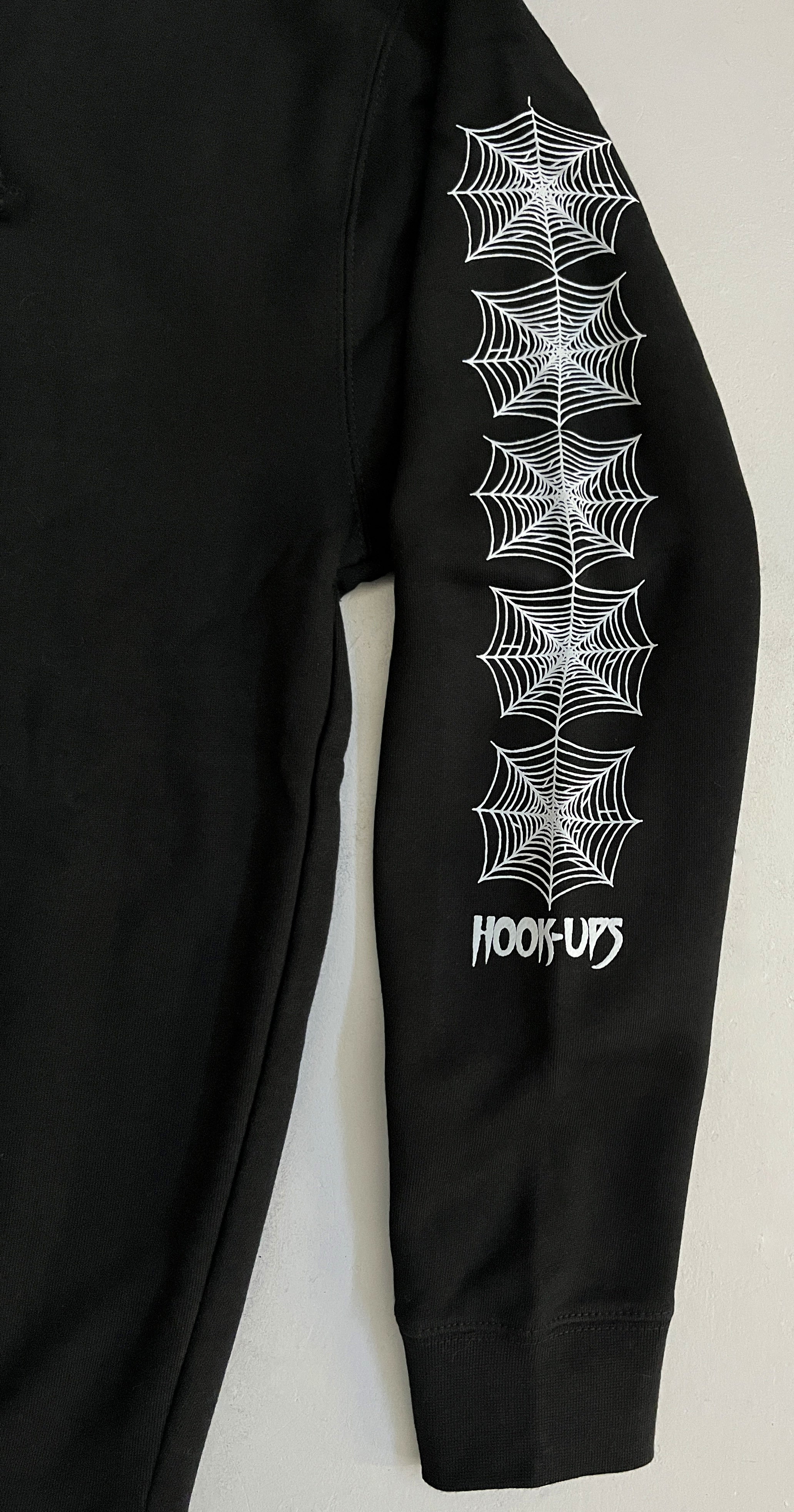 Raven HEAVYWEIGHT HOODED SWEATSHIRT - BLACK - Image 4