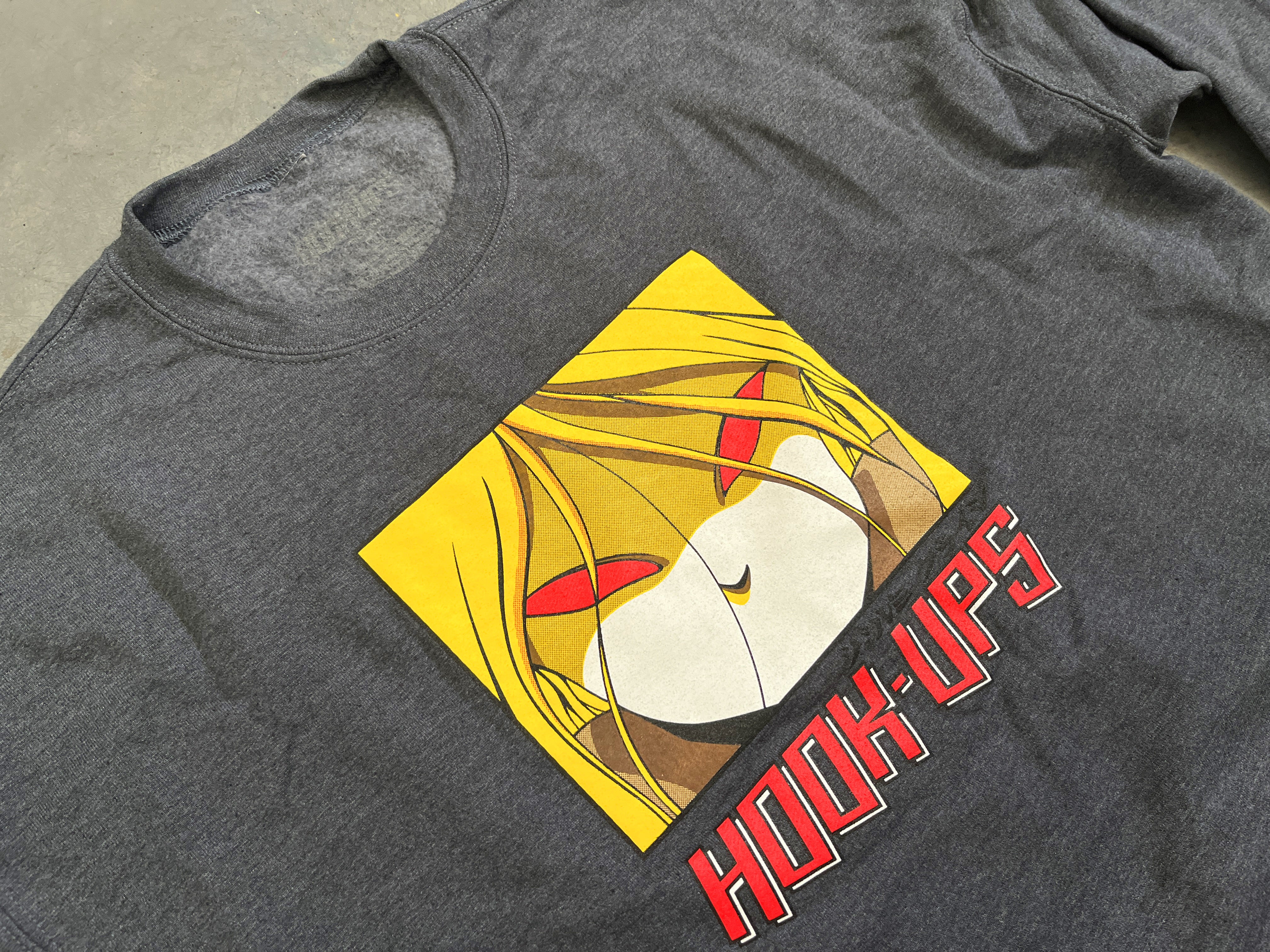 Red Eyes Crew Sweatshirt - GREY - Image 4